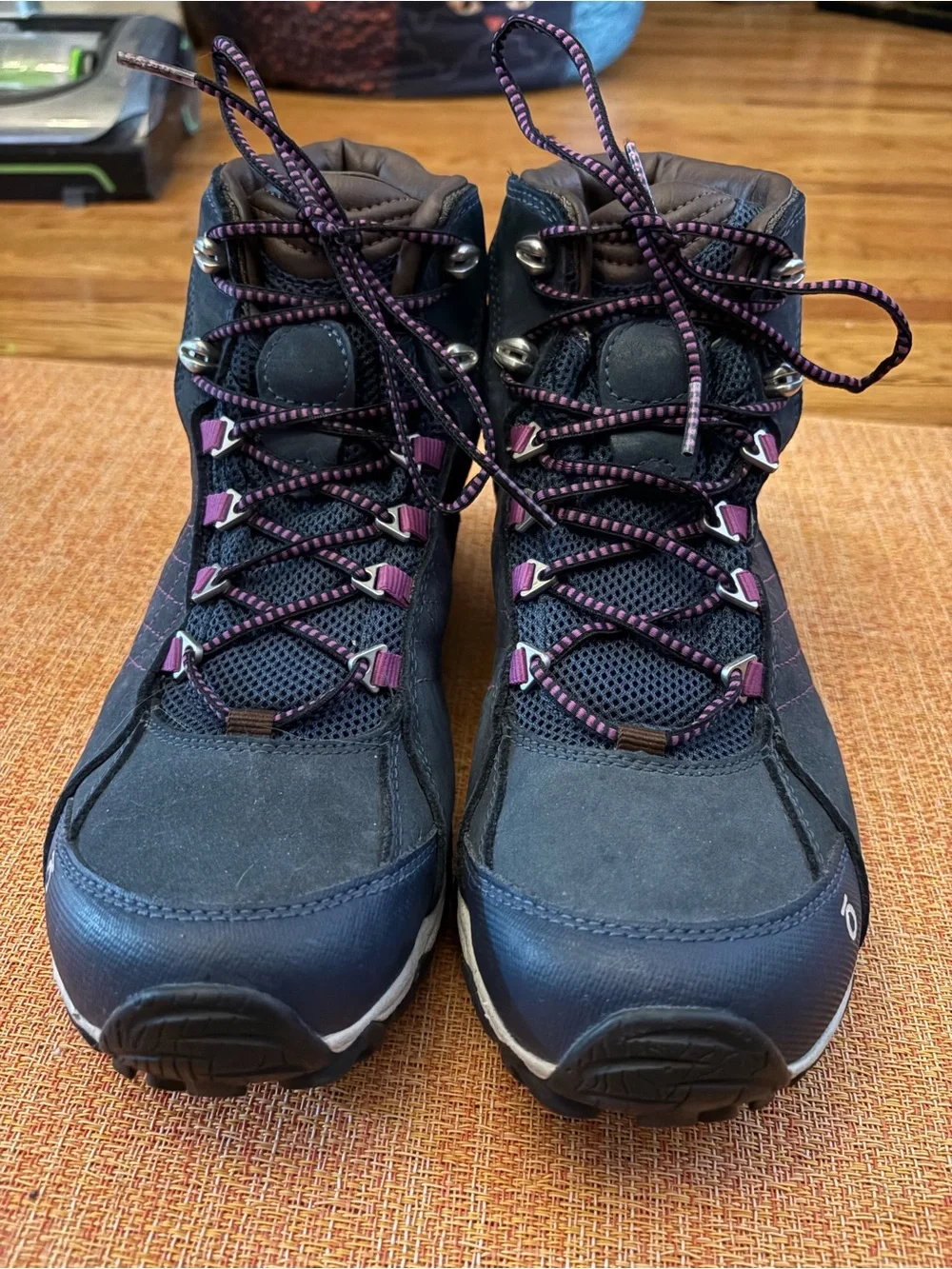 Oboz Women's Sapphire Mid B-Dry Waterproof Hiking Boots, size 8.5/9
